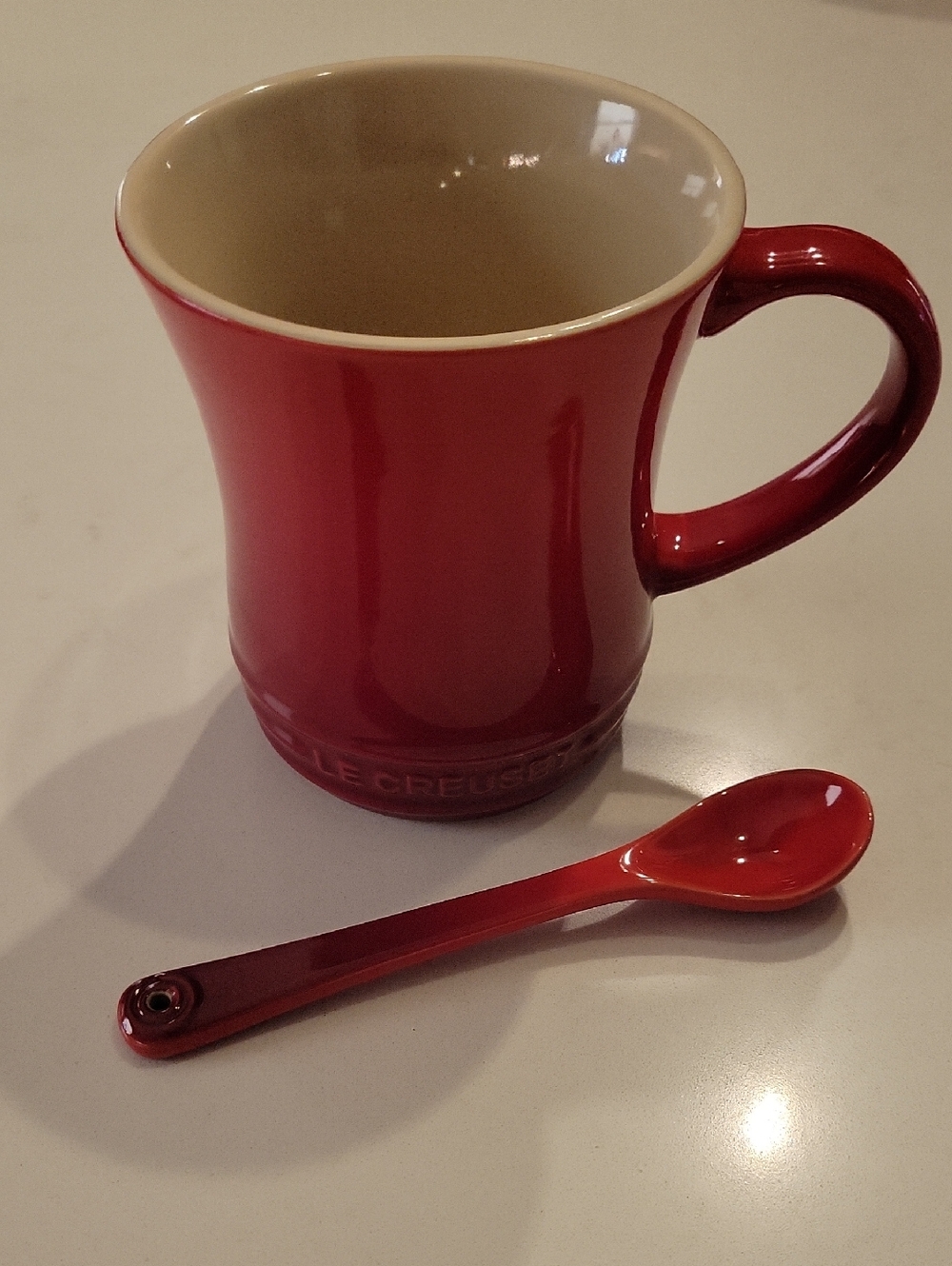 Le Creuset Retired Cerise Red Tea Mug NWOT With Cafe Spoon